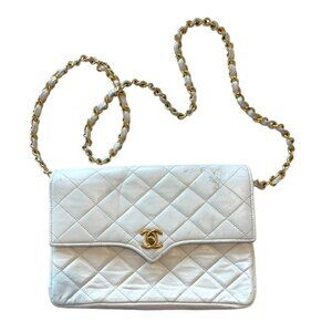 Vintage 1940s Chanel White Quilted Flap Bag – Rare Collector’s Piece